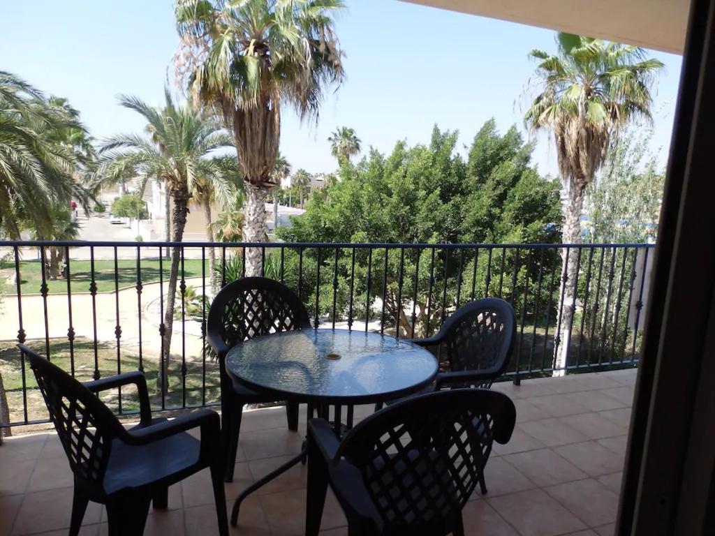 With Spacious Terrass And Rooftop Apartment Los Alcázares