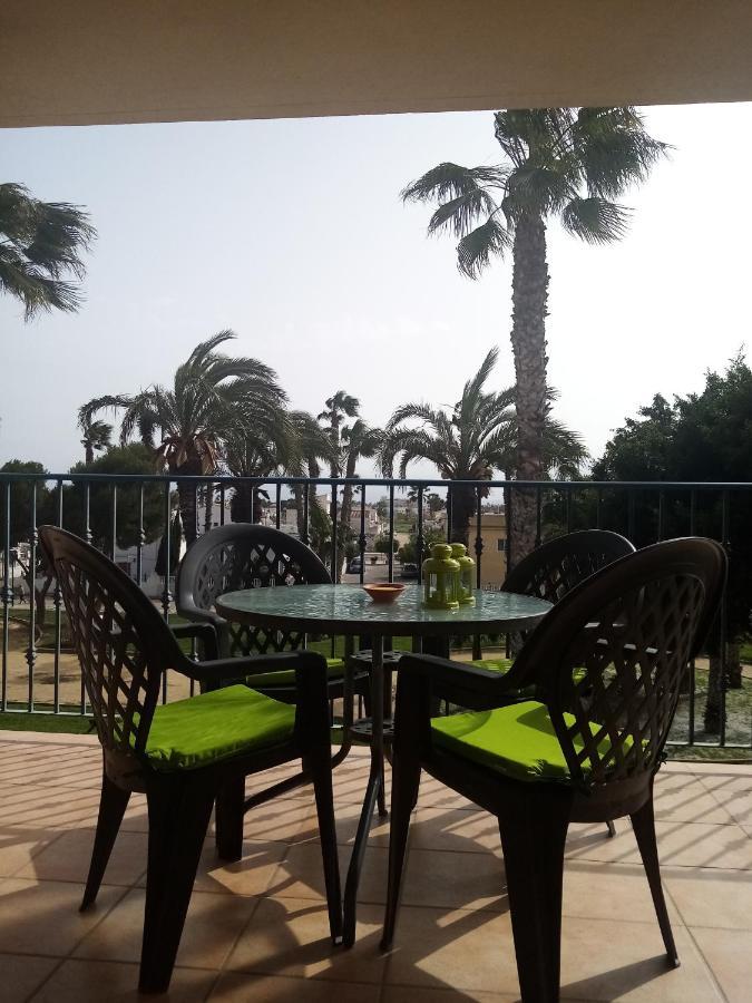 Apartment With Spacious Terrass And Rooftop *