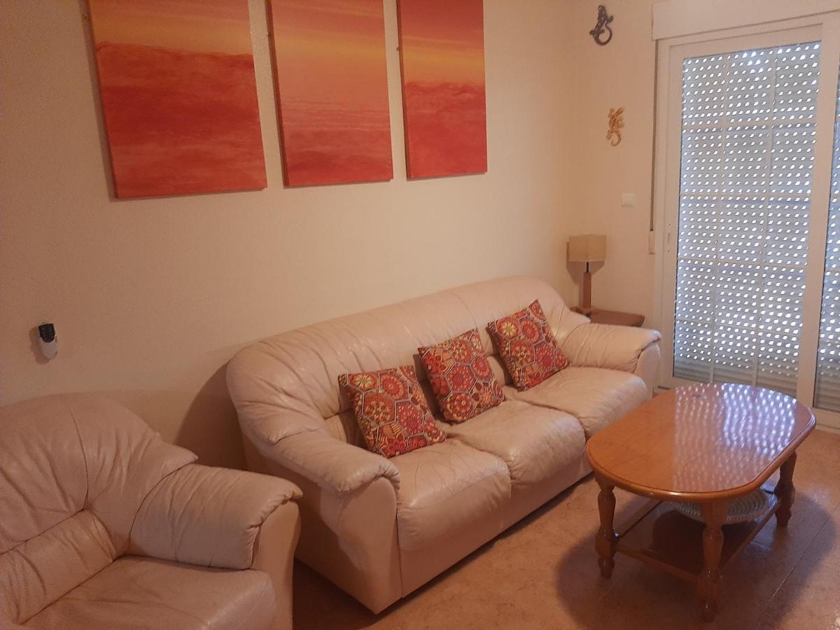 With Spacious Terrass And Rooftop Apartment *